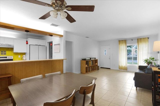 1032 NE 19TH PLACE, Gainesville, FL 32609