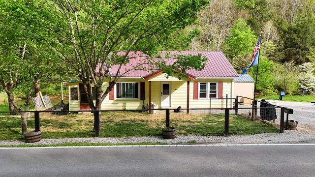 11328 KY-11, Woollum, KY 40906