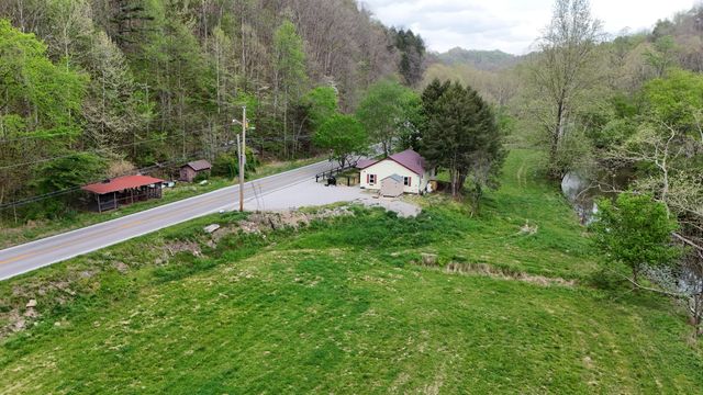 11328 KY-11, Woollum, KY 40906