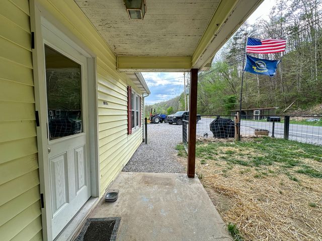 11328 KY-11, Woollum, KY 40906