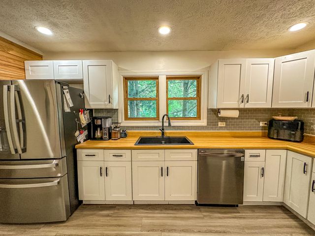 11328 KY-11, Woollum, KY 40906