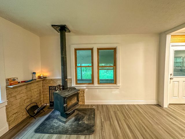 11328 KY-11, Woollum, KY 40906