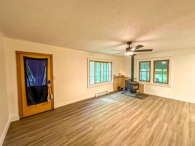 11328 KY-11, Woollum, KY 40906