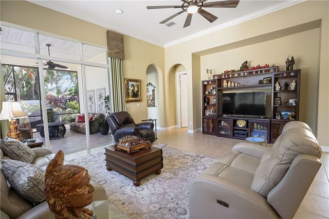 1720 Cassville Avenue, Vero Beach, FL 32966