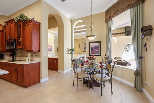 1720 Cassville Avenue, Vero Beach, FL 32966