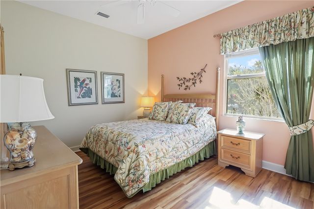 1720 Cassville Avenue, Vero Beach, FL 32966