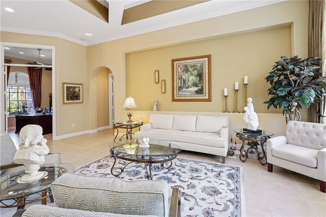 1720 Cassville Avenue, Vero Beach, FL 32966