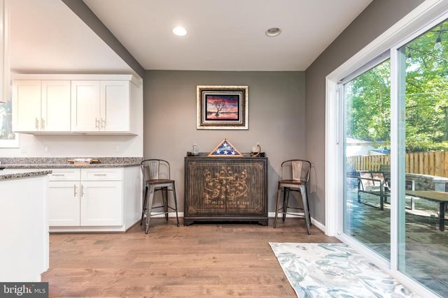 8601 CROMWELL DR, Springfield, VA 22151