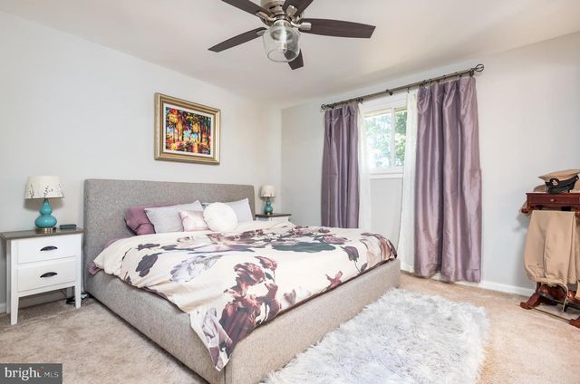 8601 CROMWELL DR, Springfield, VA 22151