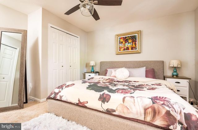 8601 CROMWELL DR, Springfield, VA 22151