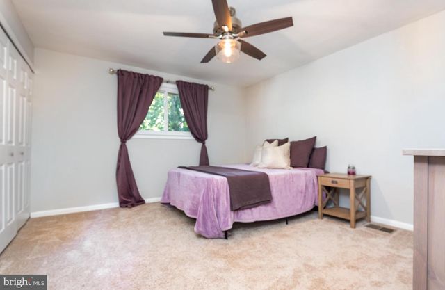 8601 CROMWELL DR, Springfield, VA 22151