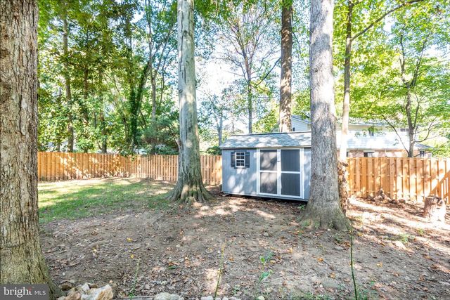 8601 CROMWELL DR, Springfield, VA 22151