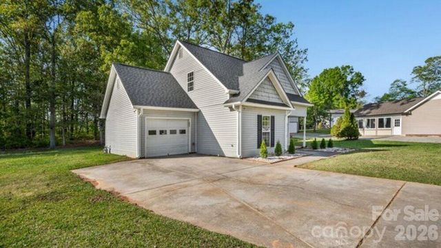 501 Funderburk Road, Wingate, NC 28174