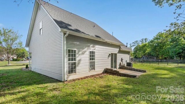 501 Funderburk Road, Wingate, NC 28174