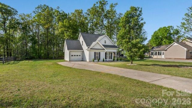 501 Funderburk Road, Wingate, NC 28174