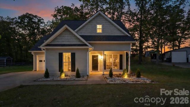 501 Funderburk Road, Wingate, NC 28174