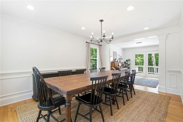 765 Lake Top Way, Roswell, GA 30076