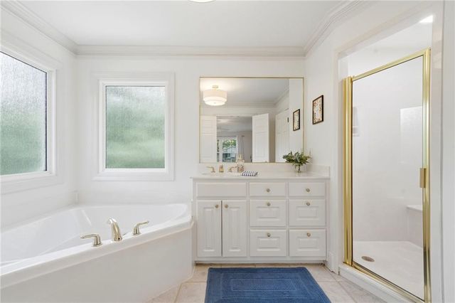 765 Lake Top Way, Roswell, GA 30076