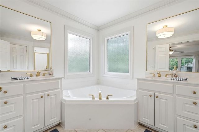 765 Lake Top Way, Roswell, GA 30076