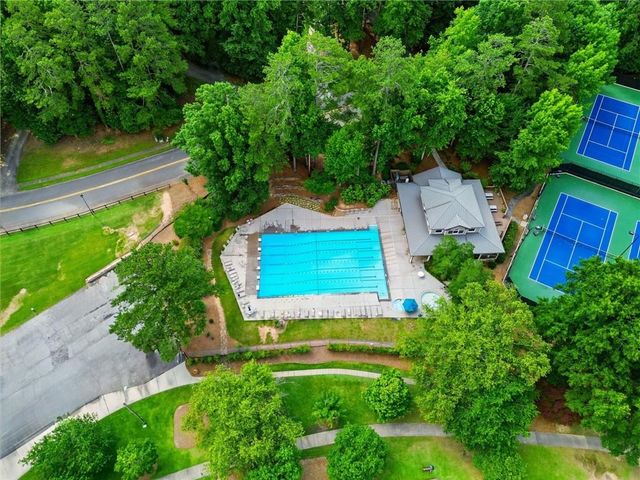 765 Lake Top Way, Roswell, GA 30076