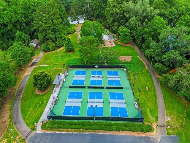 765 Lake Top Way, Roswell, GA 30076