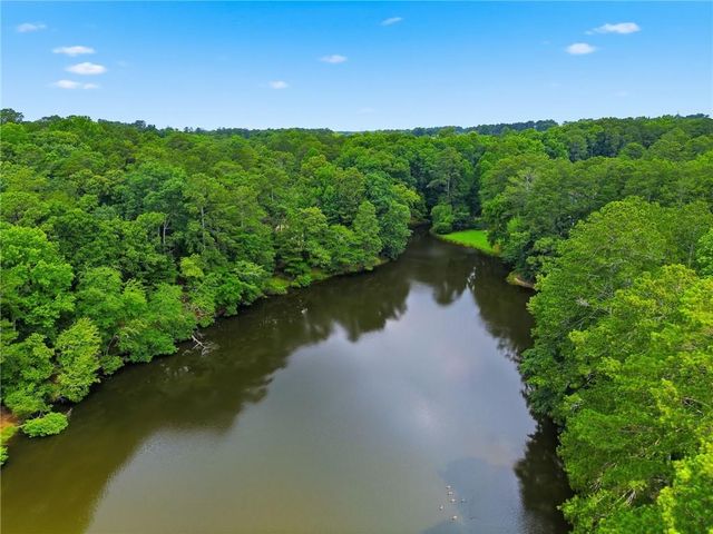 765 Lake Top Way, Roswell, GA 30076