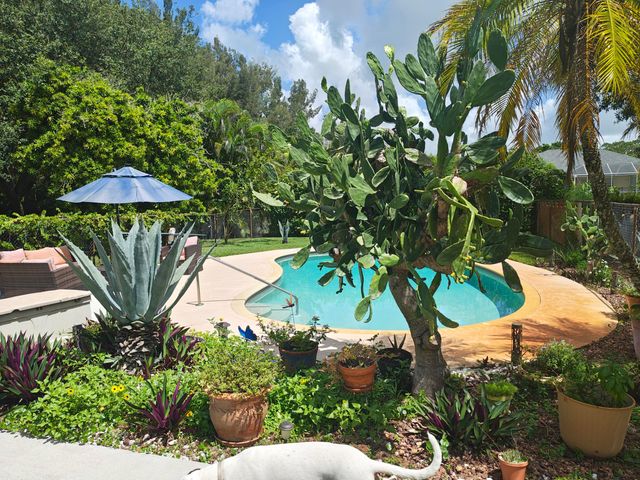 13881 42nd Road N, West Palm Beach, FL 33411