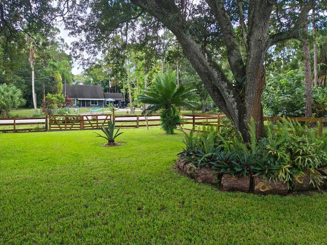 13881 42nd Road N, West Palm Beach, FL 33411