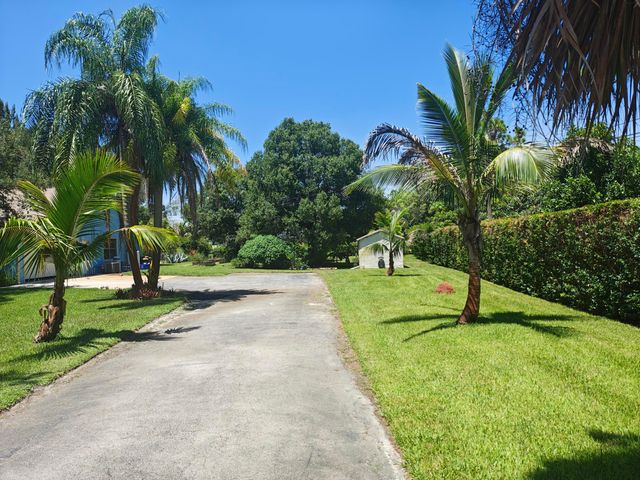 13881 42nd Road N, West Palm Beach, FL 33411