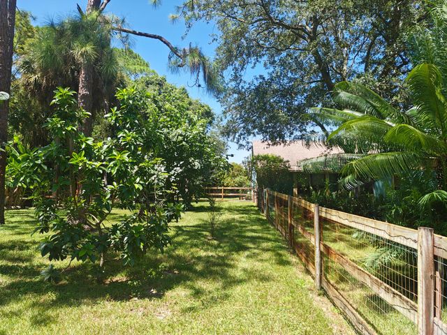 13881 42nd Road N, West Palm Beach, FL 33411