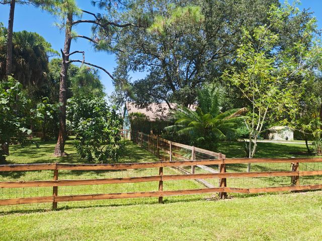 13881 42nd Road N, West Palm Beach, FL 33411