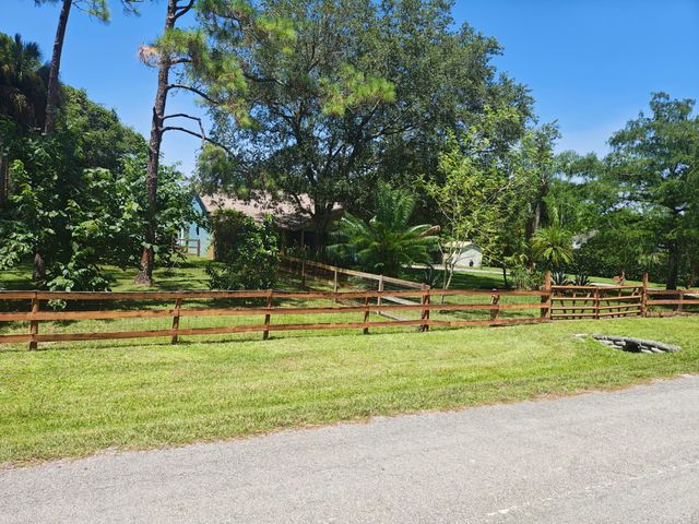 13881 42nd Road N, West Palm Beach, FL 33411