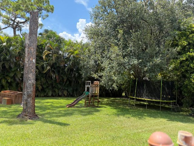 13881 42nd Road N, West Palm Beach, FL 33411