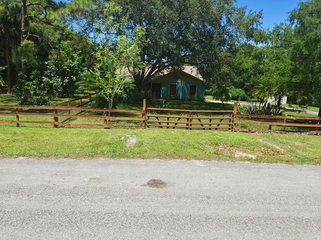 13881 42nd Road N, West Palm Beach, FL 33411