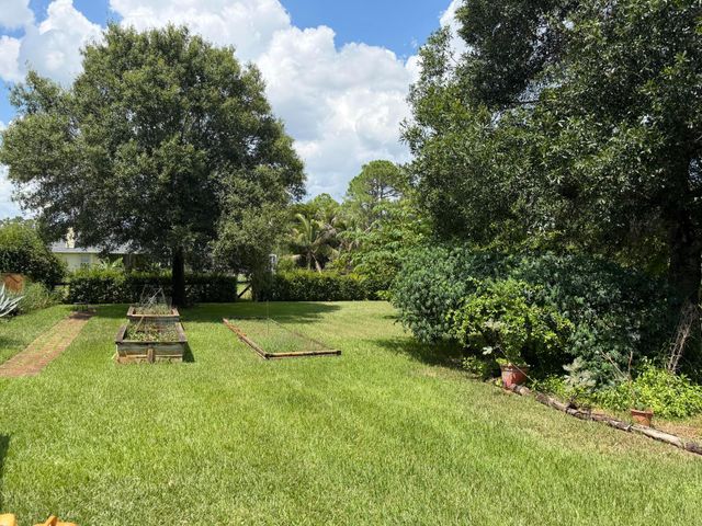 13881 42nd Road N, West Palm Beach, FL 33411