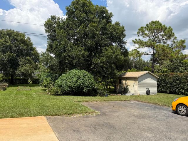 13881 42nd Road N, West Palm Beach, FL 33411
