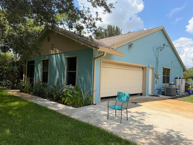 13881 42nd Road N, West Palm Beach, FL 33411