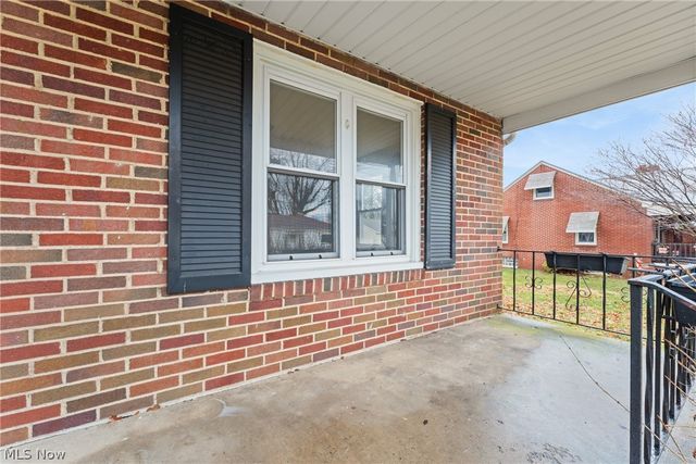 959 9th Street NE, Massillon, OH 44646