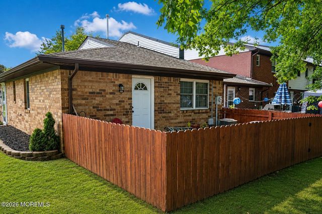 2 Adriana Court, Brick, NJ 08724