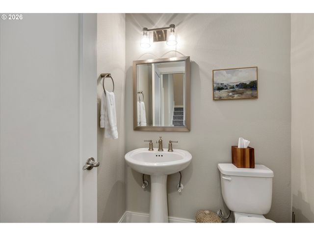 14065 Se NIGHTINGALE Ave, Happy Valley, OR 97015