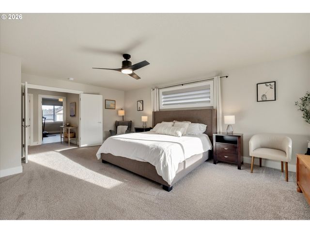 14065 Se NIGHTINGALE Ave, Happy Valley, OR 97015