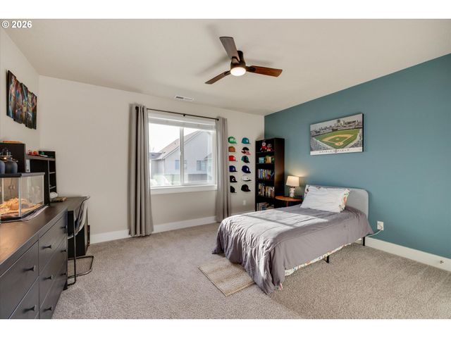 14065 Se NIGHTINGALE Ave, Happy Valley, OR 97015