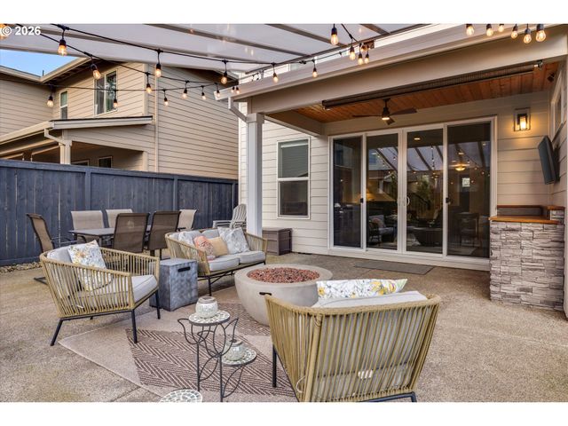 14065 Se NIGHTINGALE Ave, Happy Valley, OR 97015