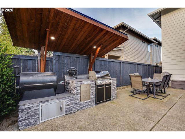 14065 Se NIGHTINGALE Ave, Happy Valley, OR 97015