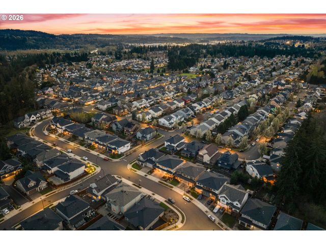 14065 Se NIGHTINGALE Ave, Happy Valley, OR 97015