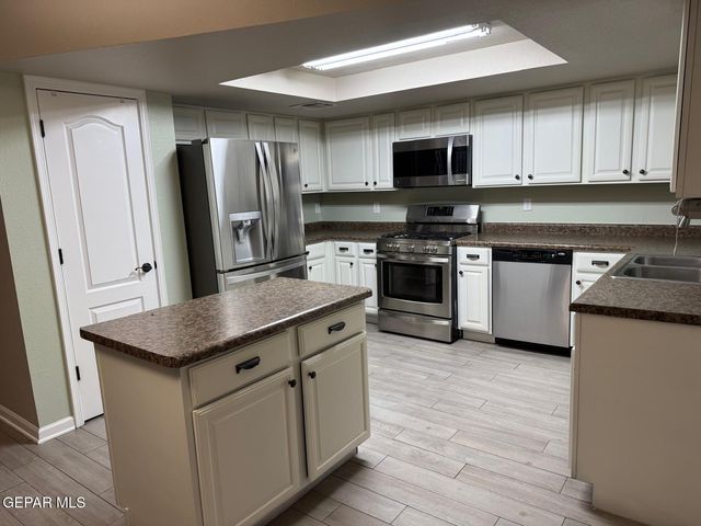 398 BENTRIDGE Drive, El Paso, TX 79932