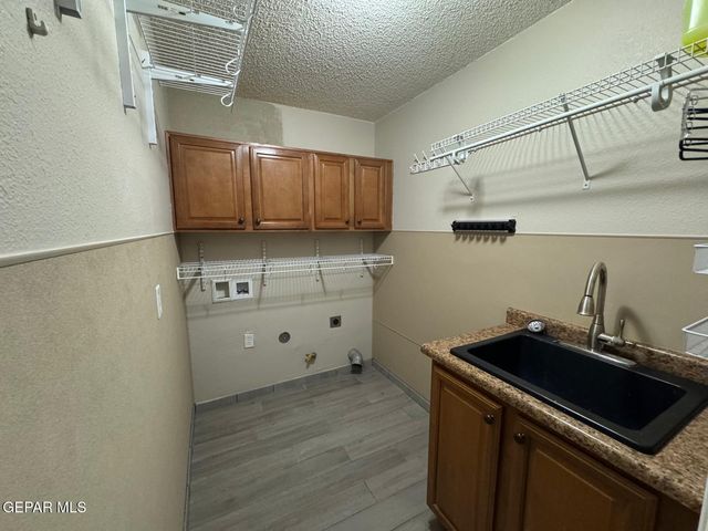 398 BENTRIDGE Drive, El Paso, TX 79932