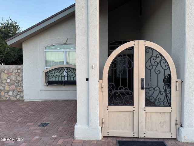 398 BENTRIDGE Drive, El Paso, TX 79932