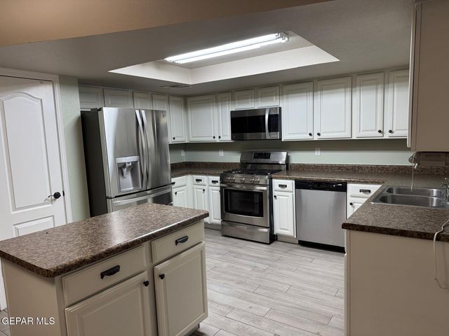 398 BENTRIDGE Drive, El Paso, TX 79932