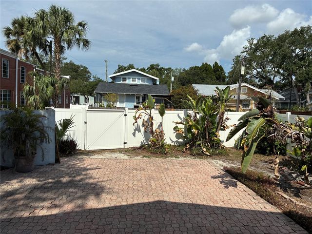 611 S WILLOW AVENUE, Tampa, FL 33606